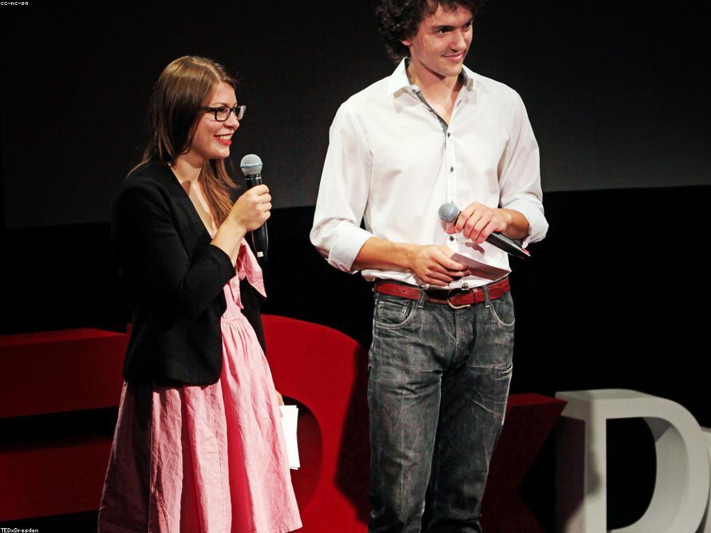 ការប៉ះពាល់នៃកម្មវិធីសង្គមលើការចូលរួមនៃសហគមន៍