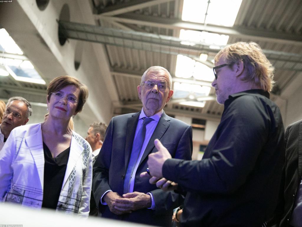 ផលប៉ះពាល់នៃកម្មវិធីសង្គមលើវប្បធម៌